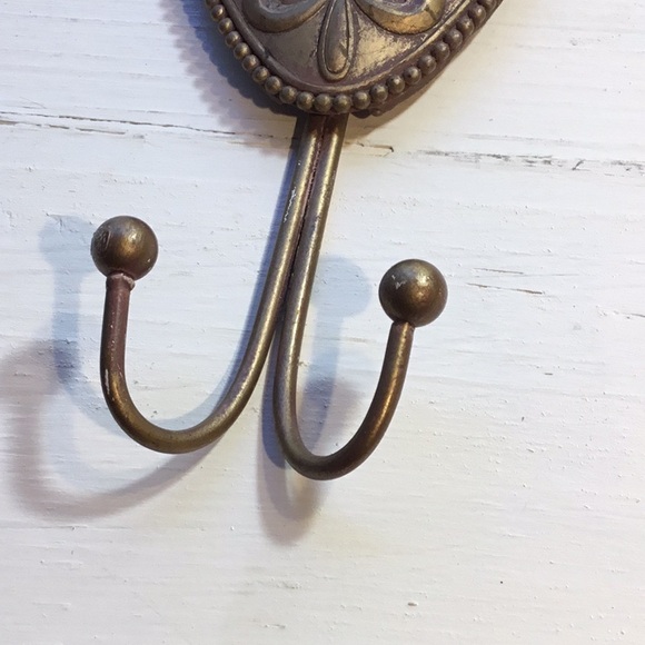 Vintage Style Doorknob Coat Hanger - Picture 8 of 15